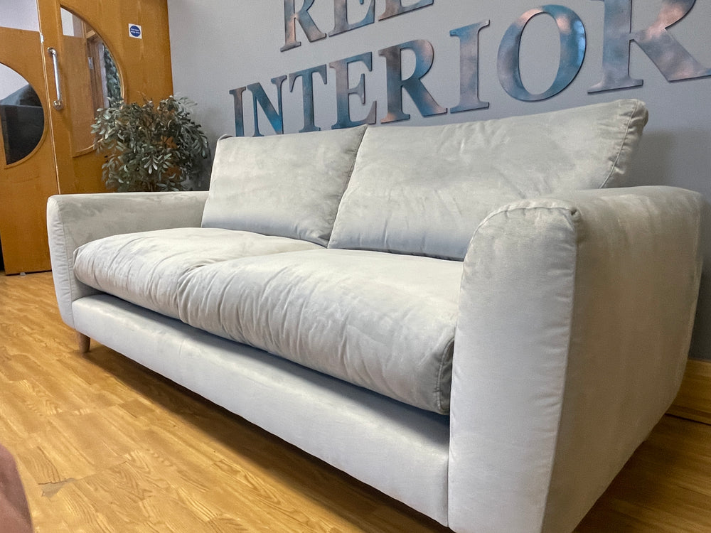 SOFOLOGY VISION large 4 seater sofa in silver / light grey velvet fabr