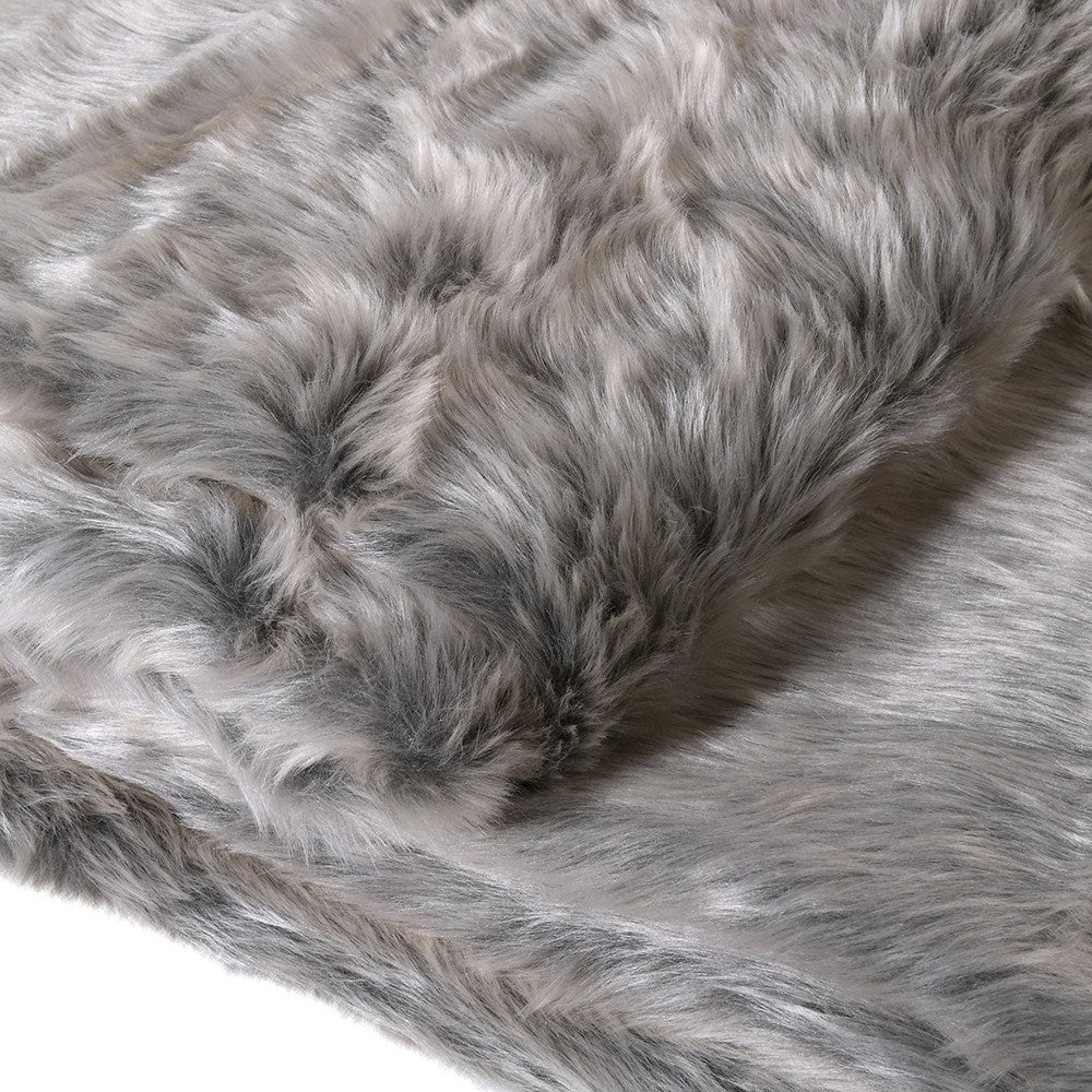 Shimmer Faux Fur throw 140 x 190cm in Silver